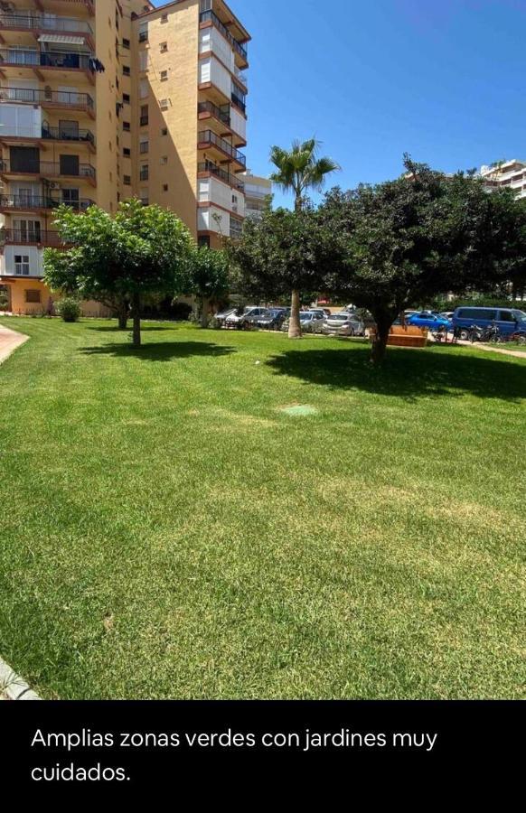 Apartamento Paseo Maritimo De Playamar Torremolinos Exterior photo